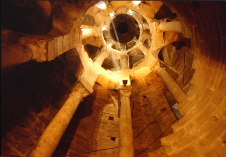 Scala_interna_della_Torre_Pendente_di_Pisa